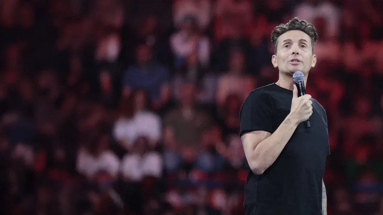 Angelo Pintus in Nabana