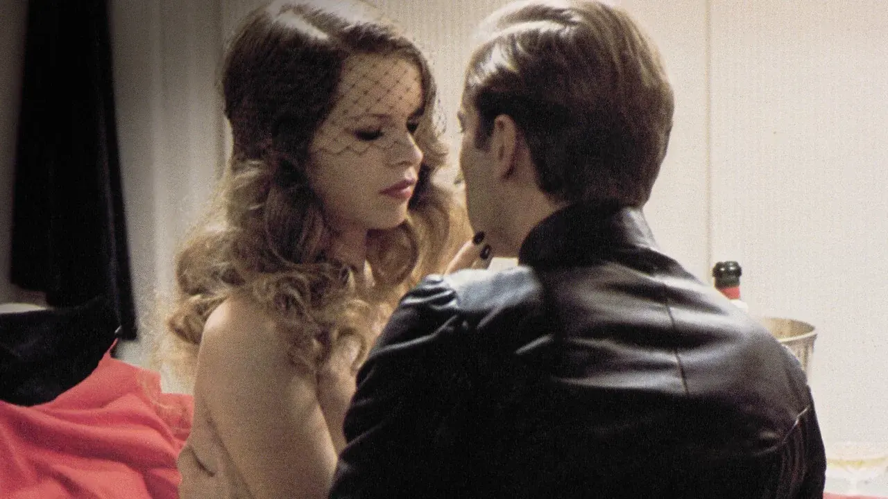 Salon Kitty