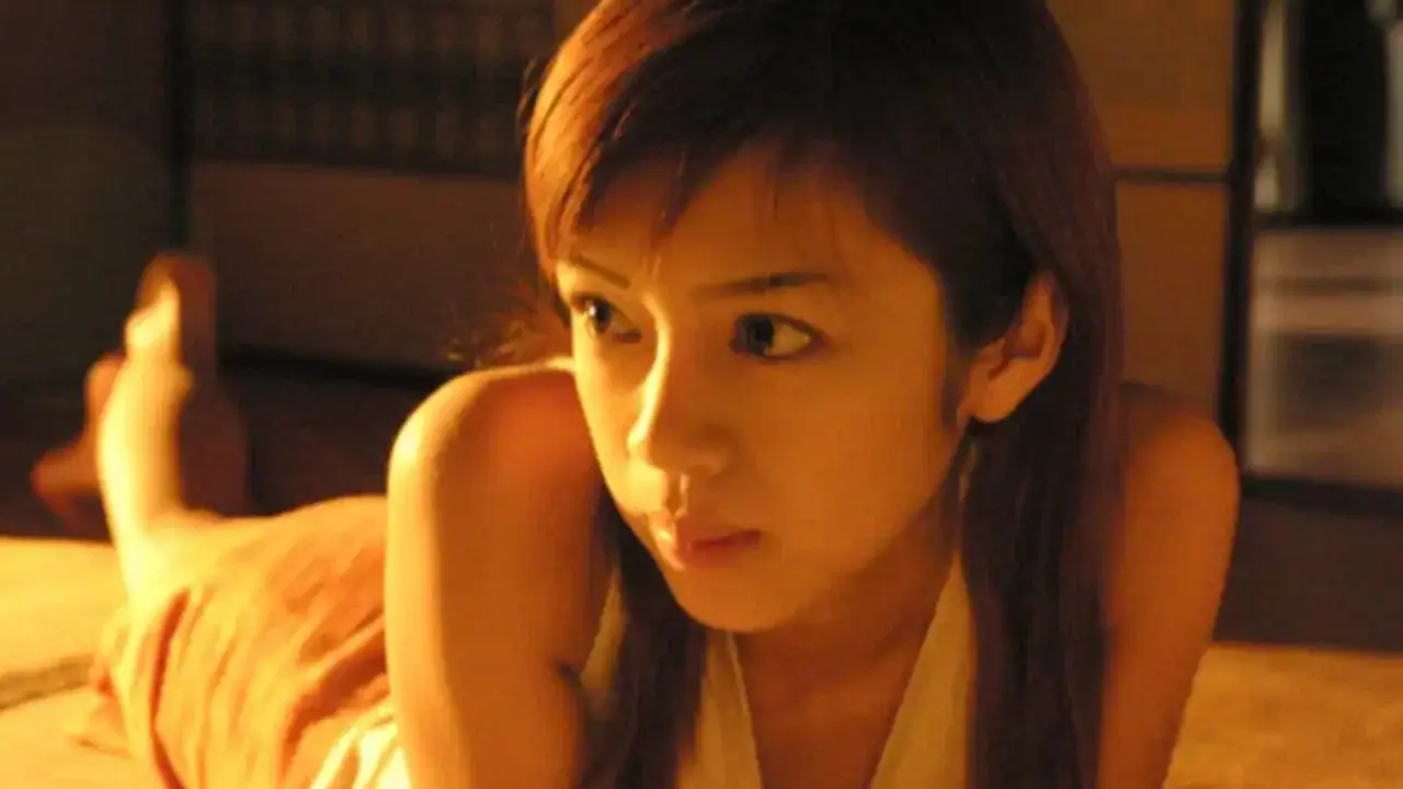 Cream Lemon: Ami at the Poolside