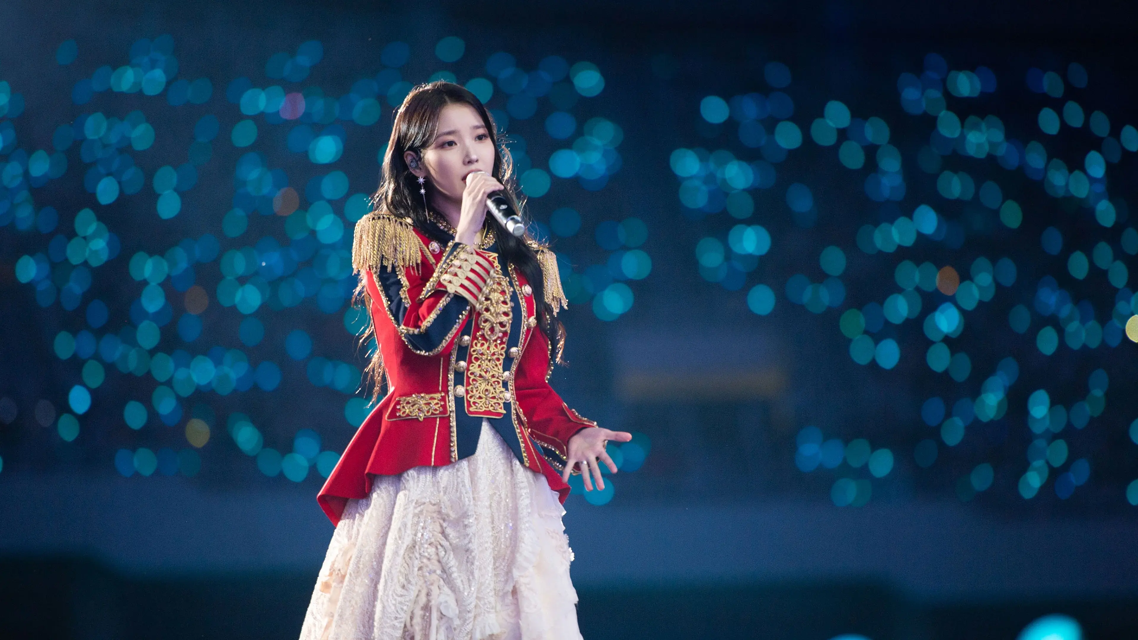 IU CONCERT - The Golden Hour